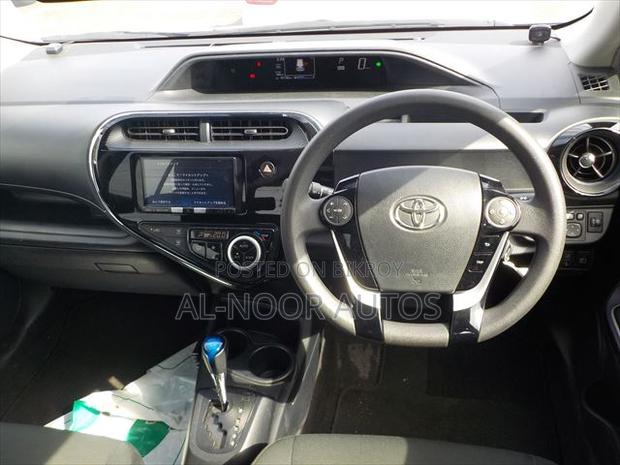 Toyota Aqua 2021 Gray