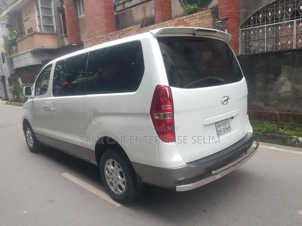 Hyundai H300 2010 White