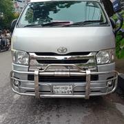 Toyota Noah 2.0 FWD (8 Seater) 2015 Silver for sale
