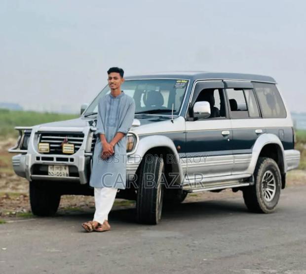 Mitsubishi Pajero 1994 Silver