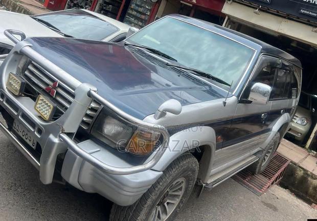Mitsubishi Pajero 1994 Silver
