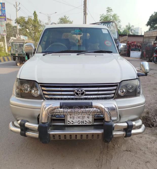 Toyota Land Cruiser Prado 2.7 16V 5dr 2000 Off White