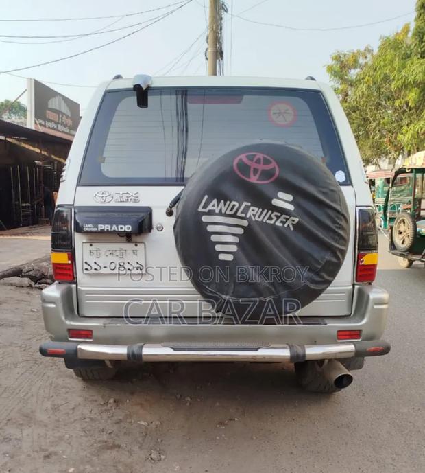 Toyota Land Cruiser Prado 2.7 16V 5dr 2000 Off White