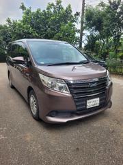 Toyota Noah 1.8 FWD Hybrid (7 Seater) 2014 Brown for sale