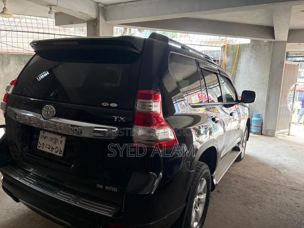 Toyota Land Cruiser Prado 2014 Black