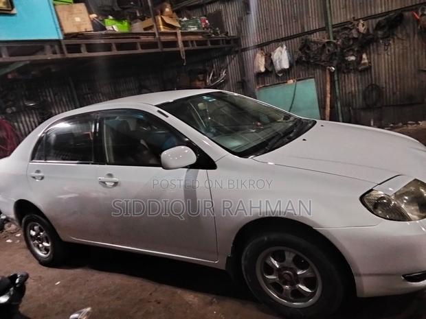 Toyota Corolla 1.5 Sedan 2002 White