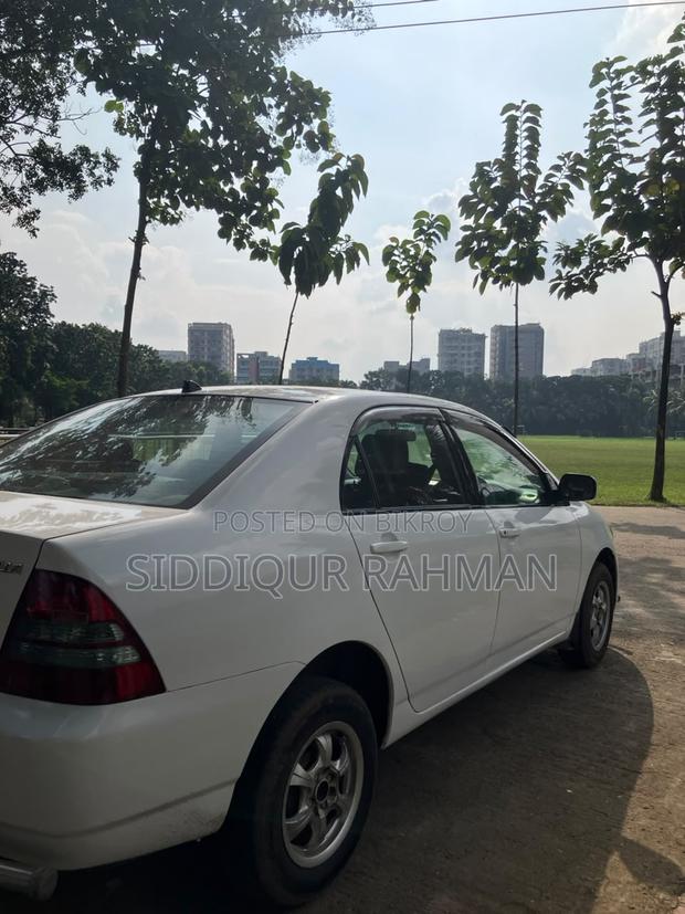 Toyota Corolla 1.5 Sedan 2002 White