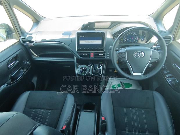 Toyota Esquire 2021 Black