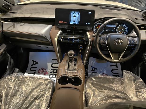 Toyota Harrier 2021 Pearl