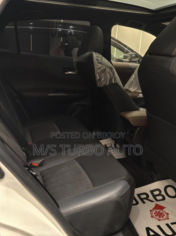 Toyota Harrier 2021 Pearl