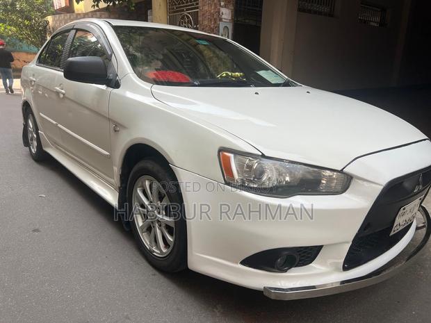 Mitsubishi Lancer 2011 White