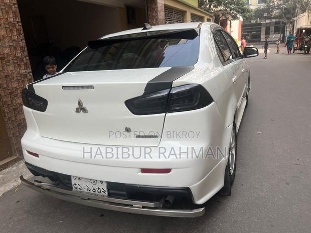Mitsubishi Lancer 2011 White