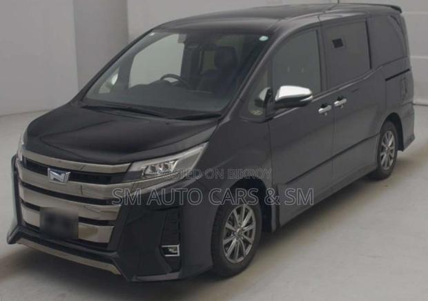 Toyota Noah 2021 Black