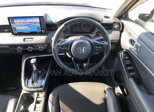 Honda Vezel 2021 Pearl