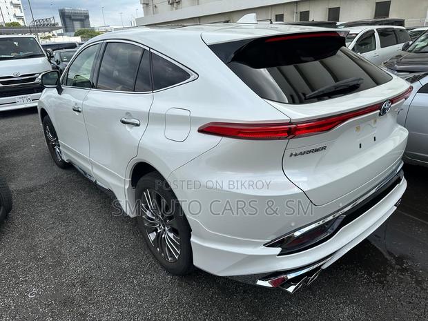 Toyota Harrier 2021 Pearl