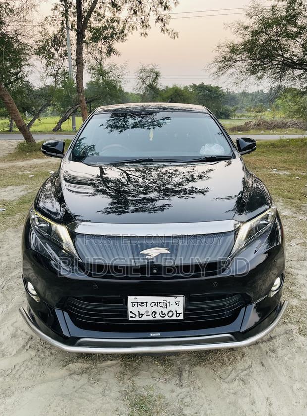 Toyota Harrier 2.0 2014 Black