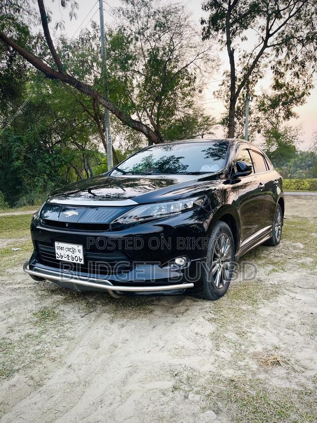Toyota Harrier 2.0 2014 Black