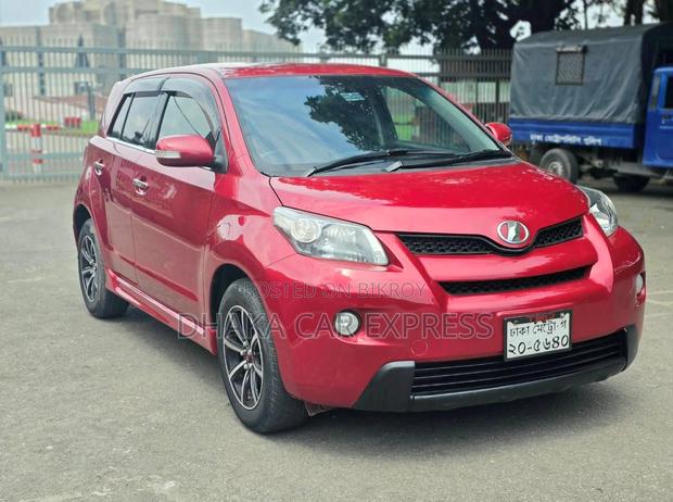Toyota IST 2009 Red