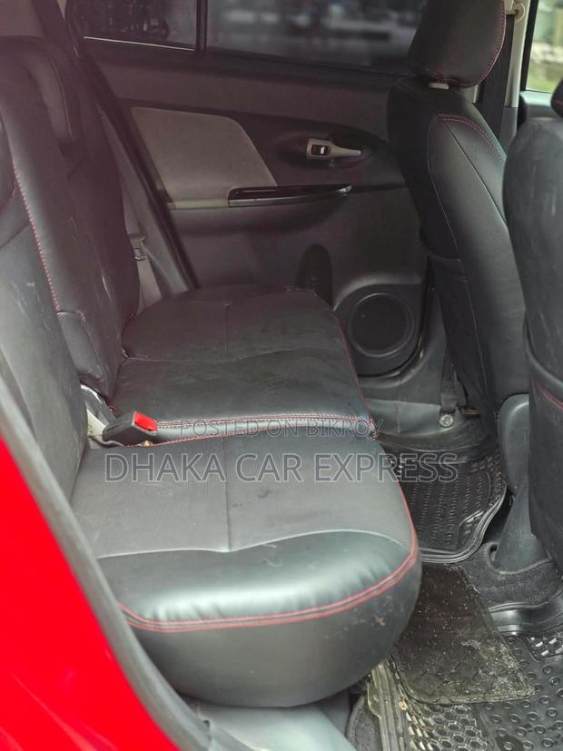 Toyota IST 2009 Red