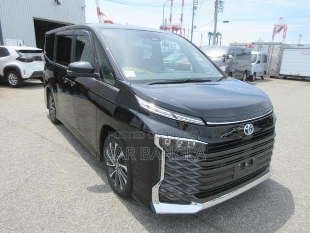Toyota Voxy 2023 Black