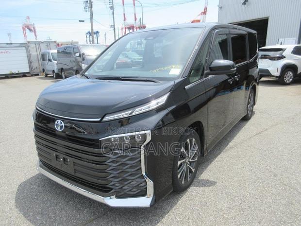 Toyota Voxy 2023 Black