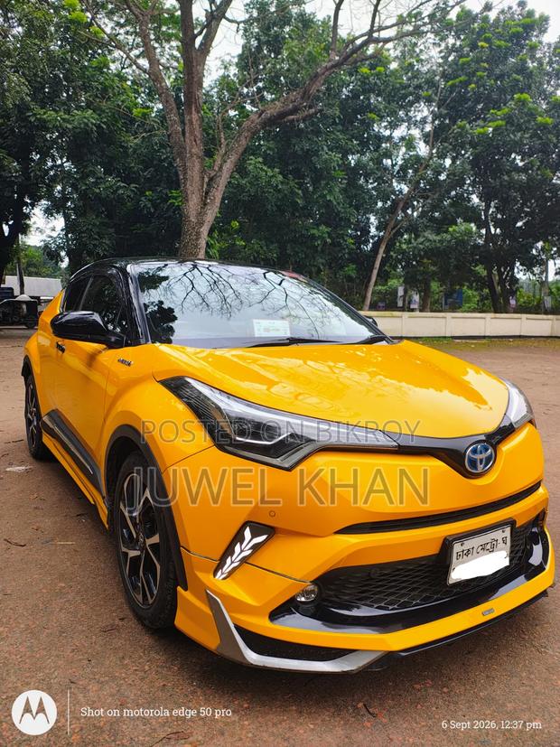 Toyota C-Hr LE FWD 2019 Yellow