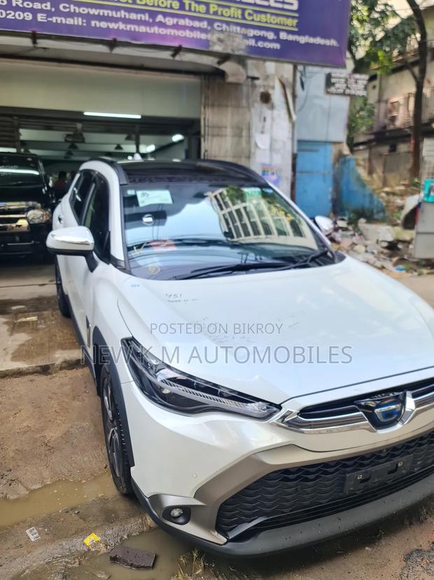 Toyota Corolla Cross 2023 Pearl