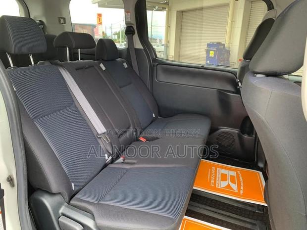 Toyota Noah 2.0 FWD (8 Seater) 2021 Pearl