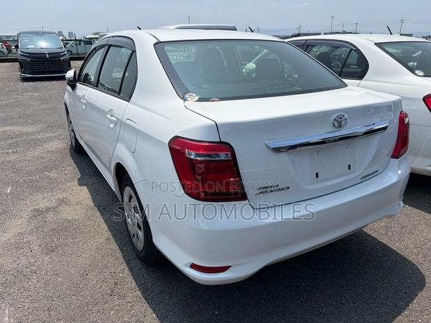 Toyota Axio 2021 White