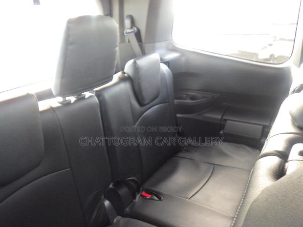 Toyota Voxy 2022 Pearl