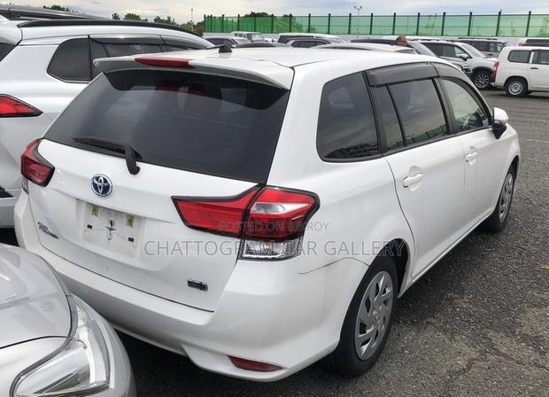 Toyota Corolla Fielder 2021 White