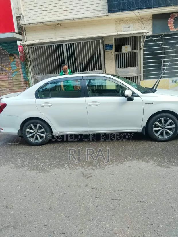Toyota Axio 2016 White