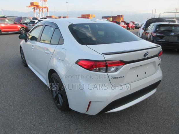 Toyota Corolla 2021 Pearl