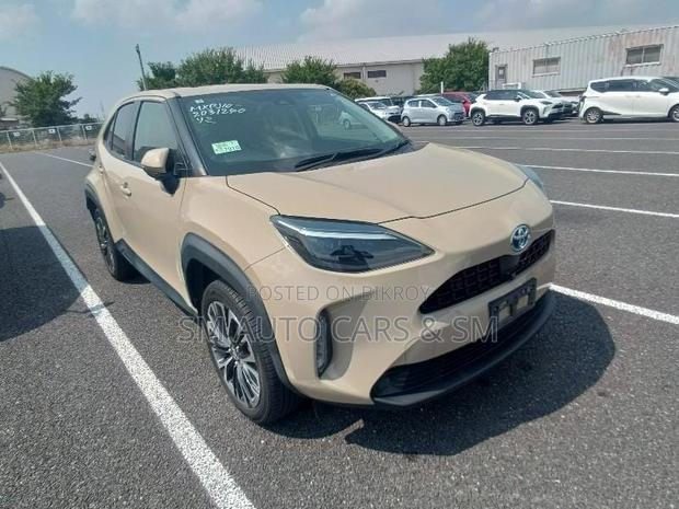 Toyota Yaris Cross 2021 Beige