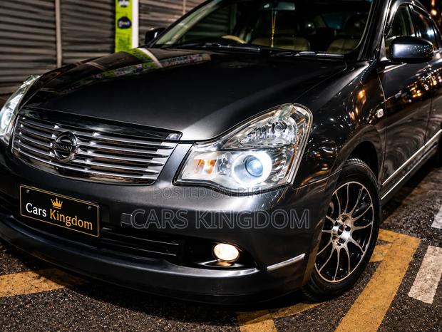 Nissan Bluebird 2008 Gray