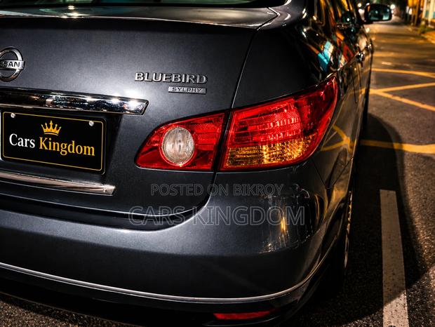 Nissan Bluebird 2008 Gray
