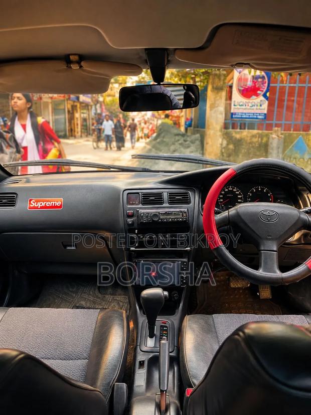 Toyota Corolla Automatic 1994 White