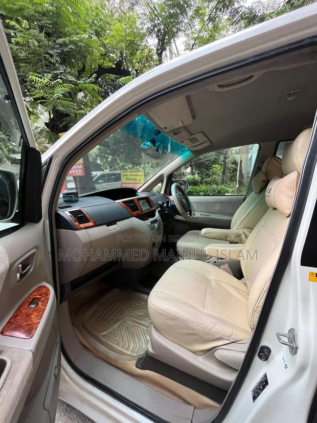 Toyota Noah 2.0 FWD (8 Seater) 2006 Pearl