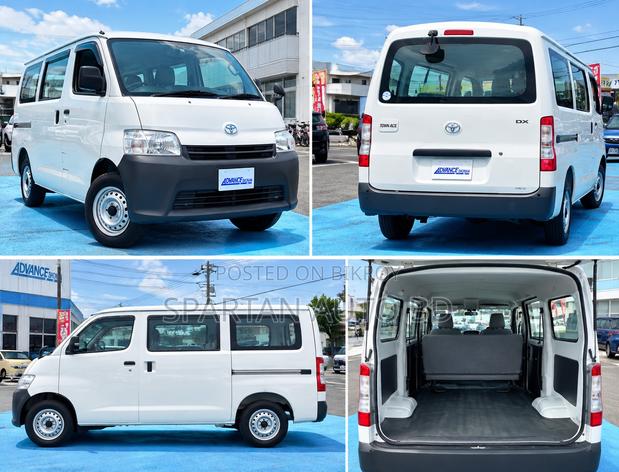 Toyota TownAce 2021 White