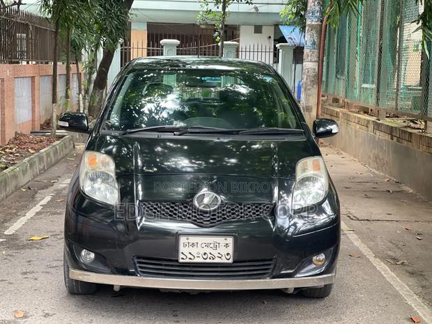 Toyota Vitz 1.0 FWD 3dr 2009 Black