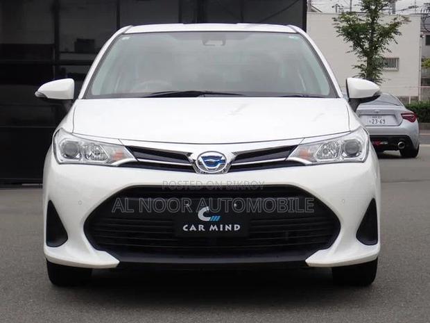 Toyota Axio 2021 Pearl