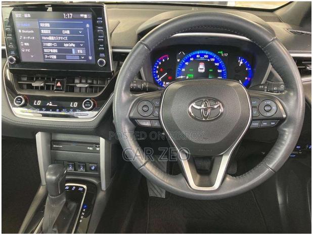 Toyota Corolla Cross 1.8 Hybrid AWD 2021 Pearl