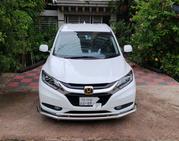 Honda Vezel 1.5 Hybrid 2WD 2014 Pearl for sale