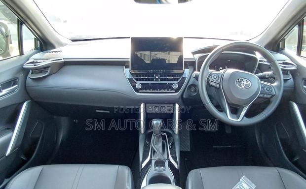Toyota Corolla Cross 2025 Gray
