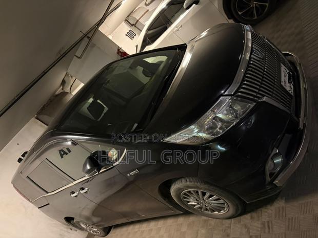 Toyota Esquire 2015 Black
