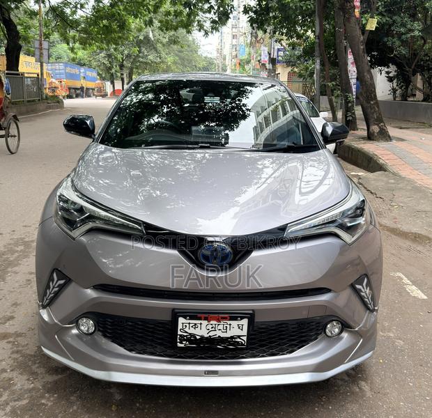 Toyota C-Hr 2017 Gray