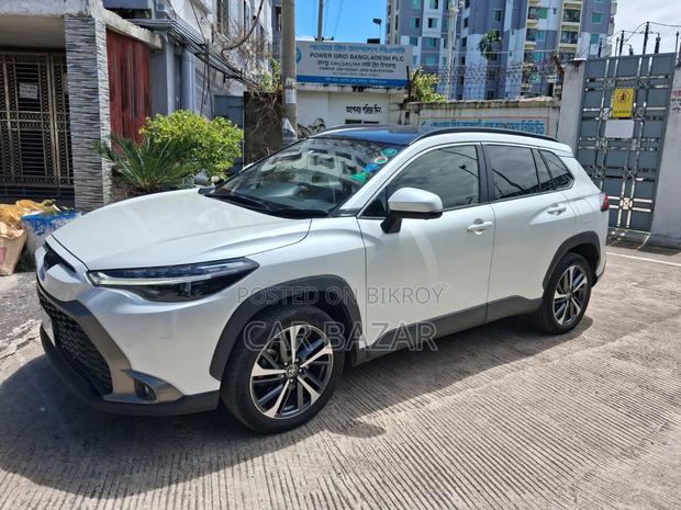 Toyota Corolla Cross LE 2023 Pearl