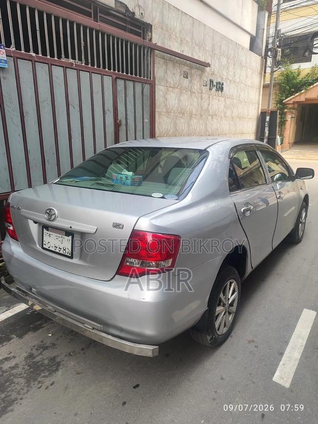 Toyota Axio 2011 Silver