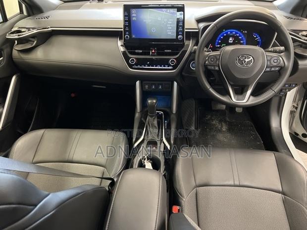 New Toyota Corolla Cross 1.8 Hybrid FWD 2022 Pearl