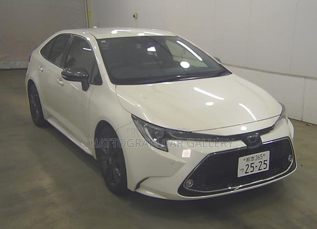 Toyota Corolla 2021 Pearl
